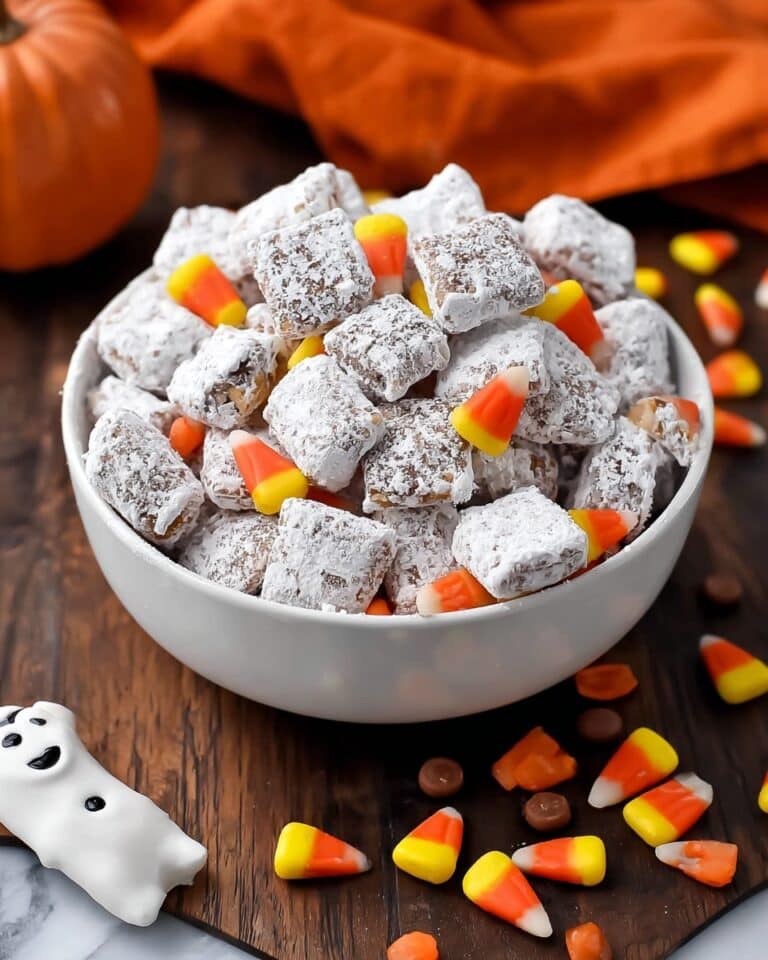 Halloween Muddy Buddies Recipe