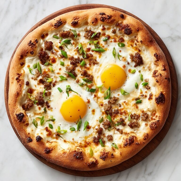 Sausage Gravy Breakfast Pizza: 5 Cozy Comforting Slices Recipe